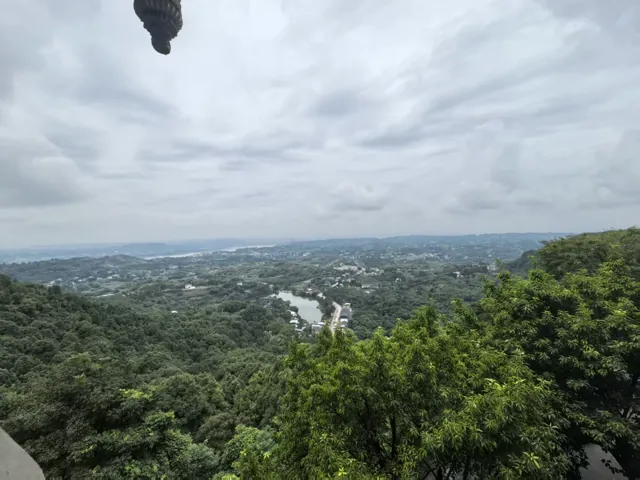 山林远望